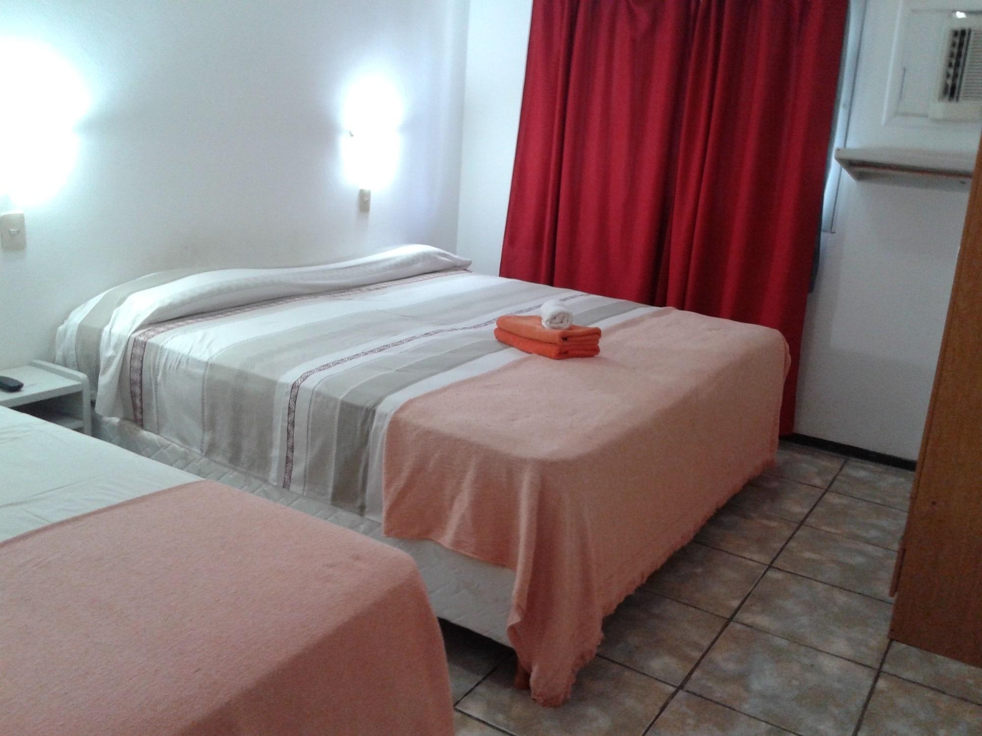 Nuevo Hotel Misiones 푸에르토이과수 외부 사진