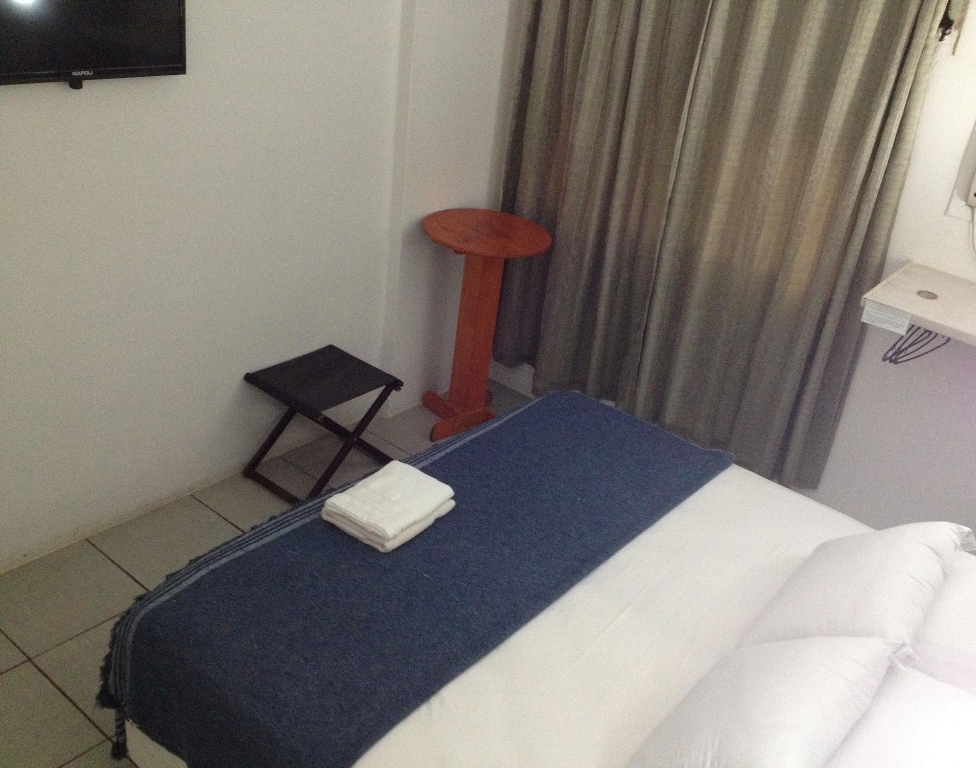 Nuevo Hotel Misiones 푸에르토이과수 외부 사진