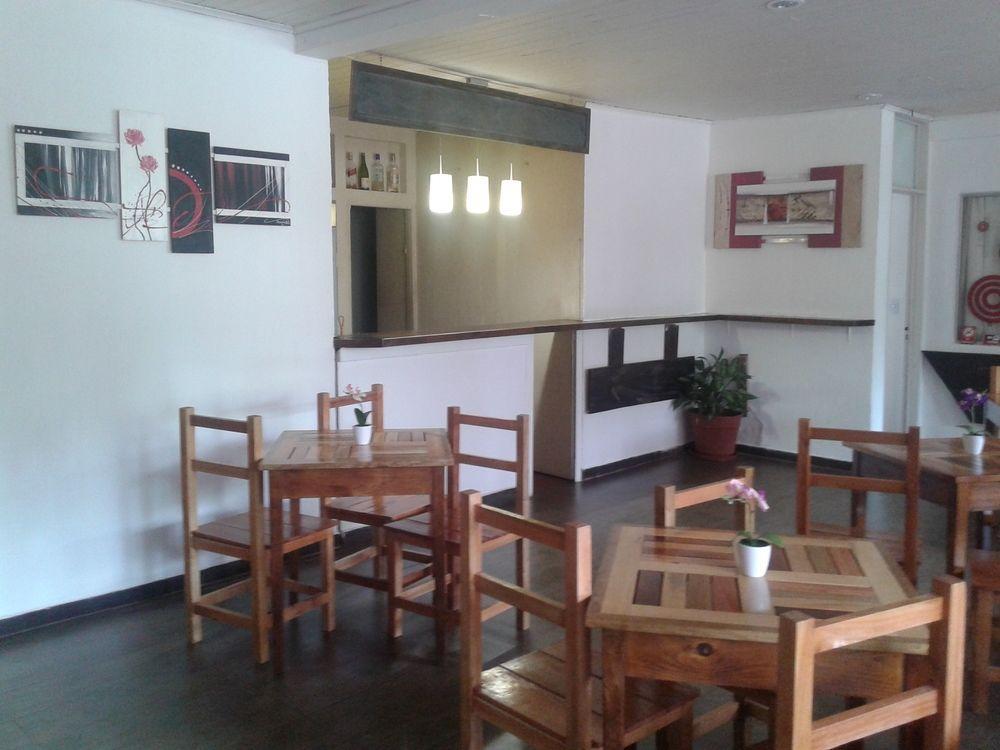 Nuevo Hotel Misiones 푸에르토이과수 외부 사진