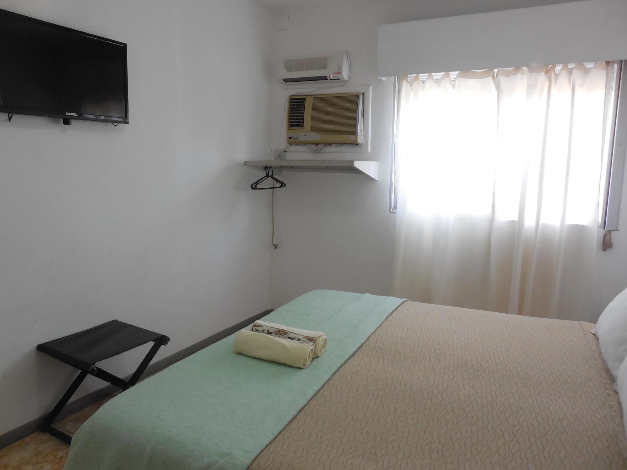 Nuevo Hotel Misiones 푸에르토이과수 외부 사진