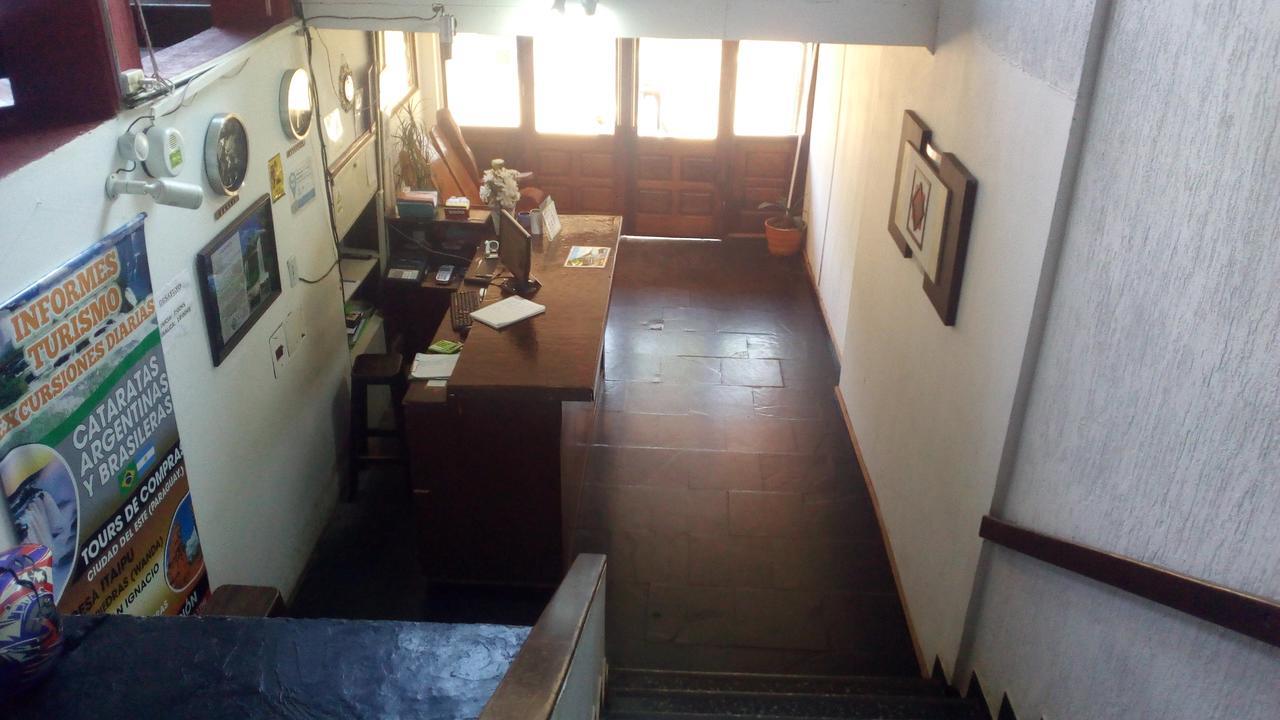 Nuevo Hotel Misiones 푸에르토이과수 외부 사진