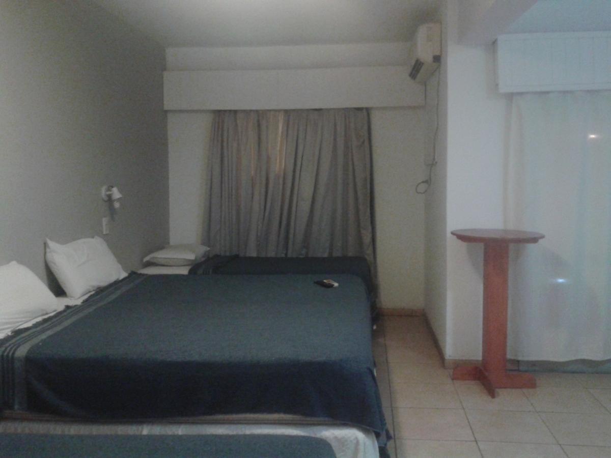 Nuevo Hotel Misiones 푸에르토이과수 외부 사진