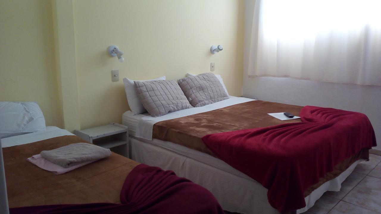 Nuevo Hotel Misiones 푸에르토이과수 외부 사진
